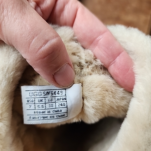 UGG Sandra wedge heel tan suede upper shearling lining sz 7 - Picture 5 of 10